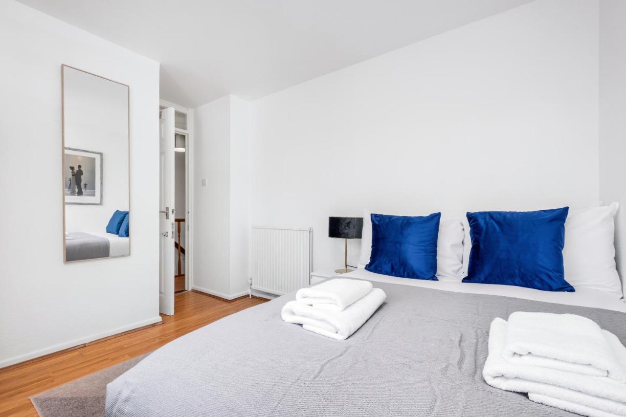 Apartment 4 Bedroom House With Parking & Garden By Cherry Short Let's & Services Cambridge (Cambridgeshire)